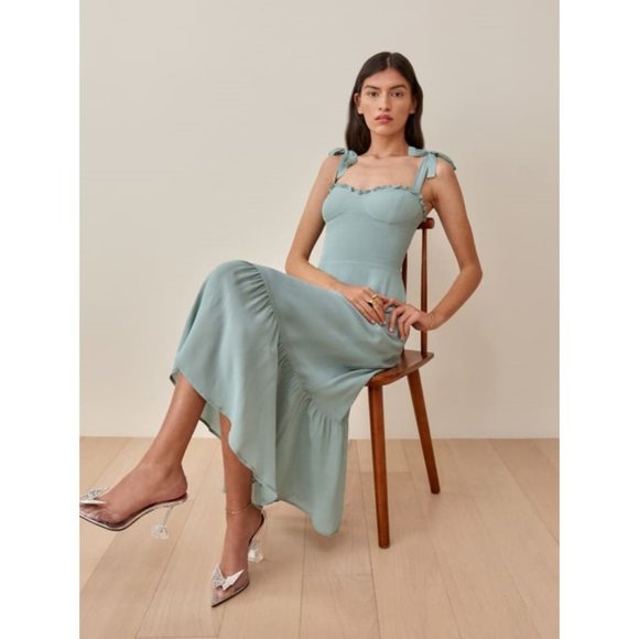 Reformation Peptites Nikita Dress in Celadon - Picture 3 of 12